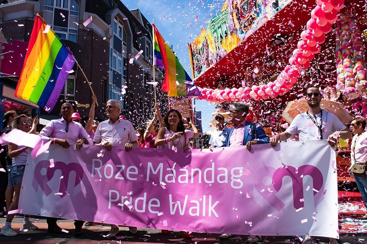 Roze Maandag tijdens de kleurrijke Tilburgse Kermis